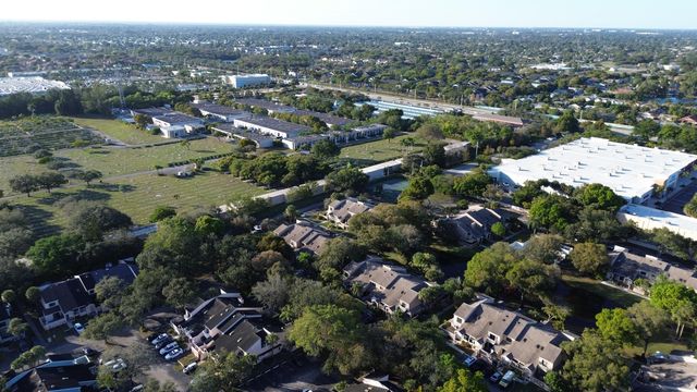 7176 Sportsmans Drive, North Lauderdale, FL 33068