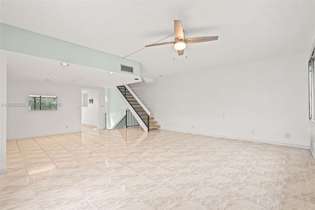 3225 NE 13th Street 201, Pompano Beach, FL 33062