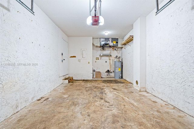 3225 NE 13th Street 201, Pompano Beach, FL 33062