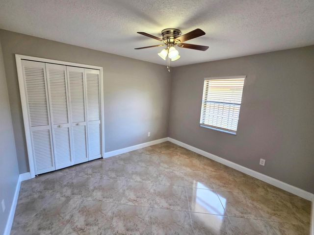 1602 SE Holiday Road, Port St Lucie, FL 34952
