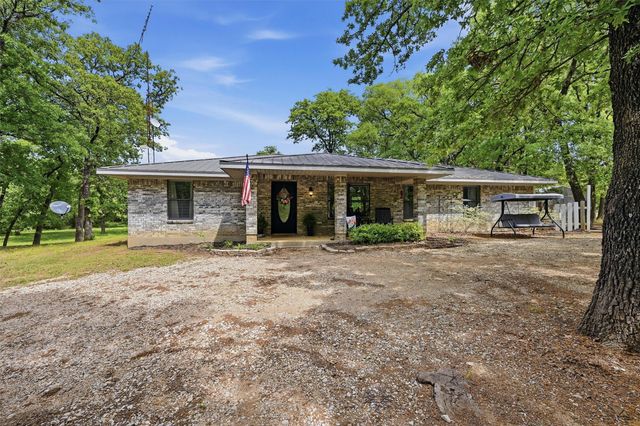 4476 County Road 107, Gainesville, TX 76240