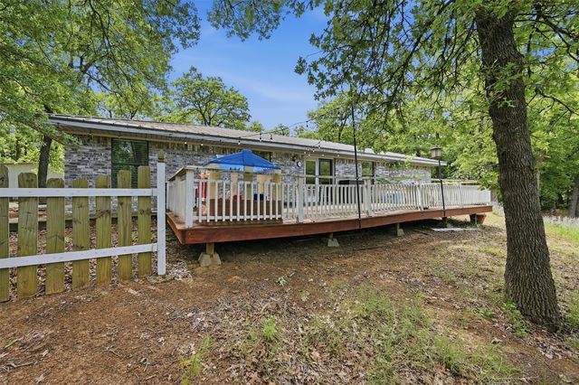 4476 County Road 107, Gainesville, TX 76240