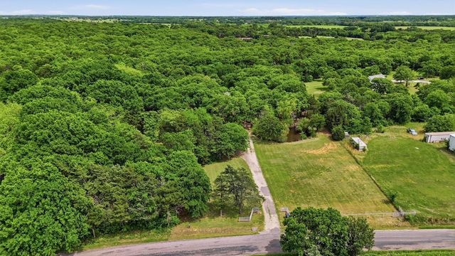 4476 County Road 107, Gainesville, TX 76240