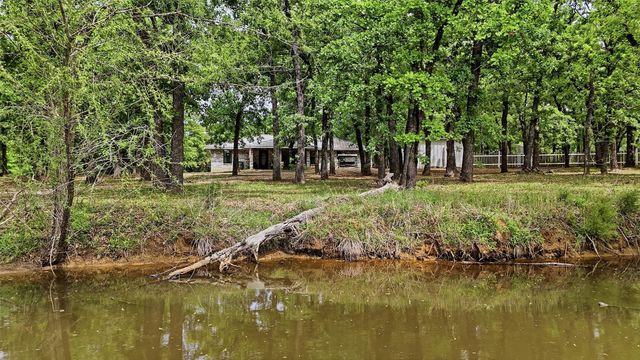 4476 County Road 107, Gainesville, TX 76240