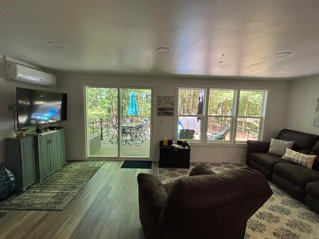 8417 W Shore Drive, Grand Junction, MI 49056