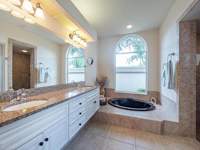 24720 Sweet Gum CT, Bonita Springs, FL 34134