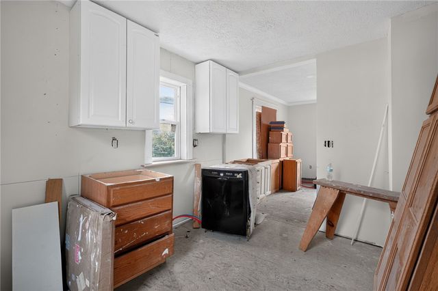 2241 Kensington Drive, Dayton, OH 45406