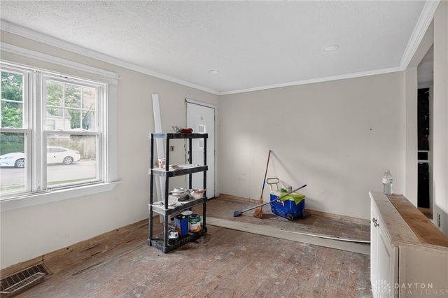 2241 Kensington Drive, Dayton, OH 45406