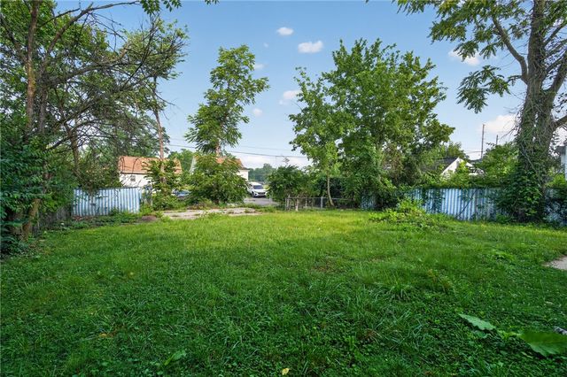 2241 Kensington Drive, Dayton, OH 45406