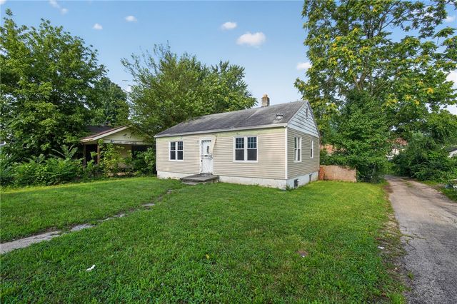 2241 Kensington Drive, Dayton, OH 45406