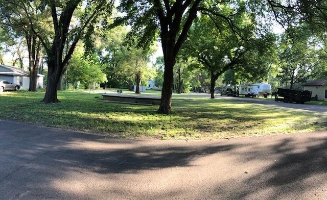 522 Arbor St, Mulvane, KS 67110