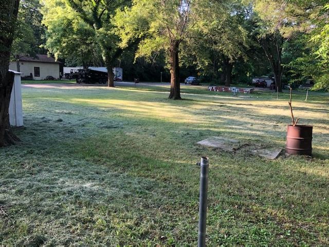 522 Arbor St, Mulvane, KS 67110