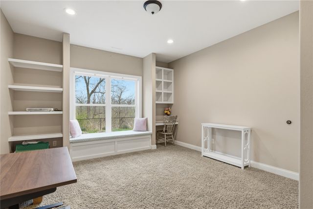 4032 Windfall Drive NW, Cedar Rapids, IA 52405