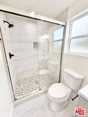 140 W 93rd Street, Los Angeles, CA 90003