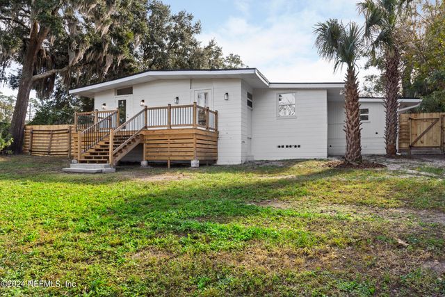 6745 LAURINA Place, Jacksonville, FL 32216