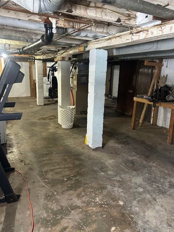 306 Ottawa Street, Bay City, MI 48706