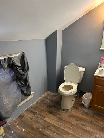 306 Ottawa Street, Bay City, MI 48706