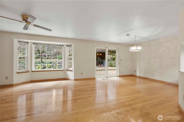 210 Country Estates Drive W, Rainier, WA 98576