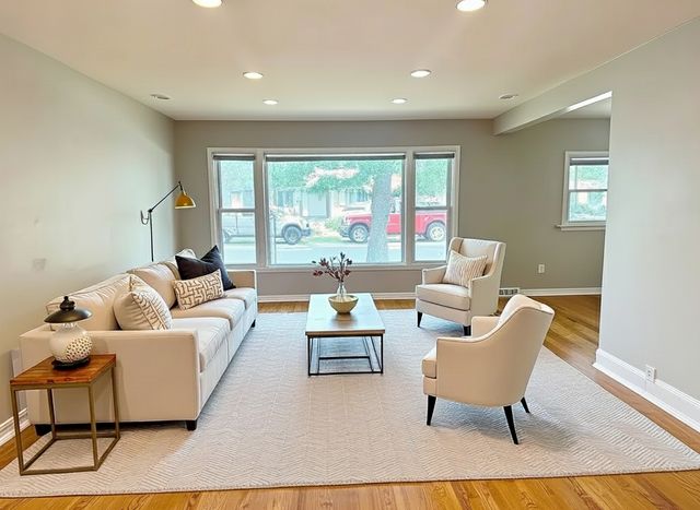 529 E 166th Place, South Holland, IL 60473