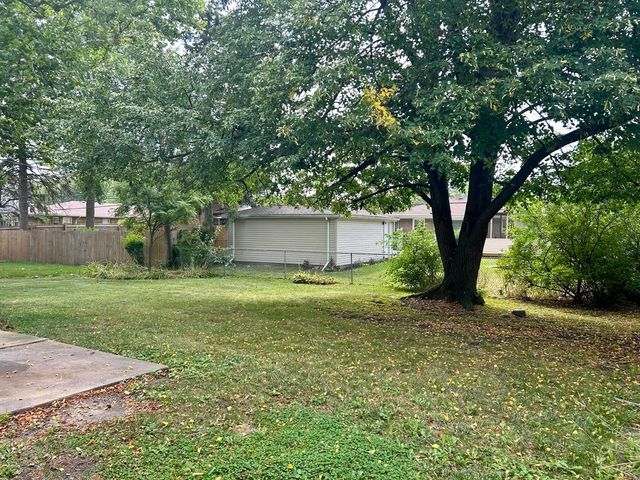 529 E 166th Place, South Holland, IL 60473