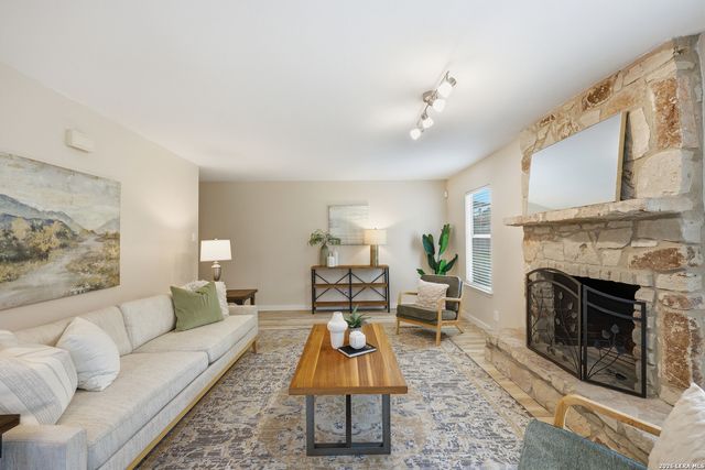 4630 Barhill, San Antonio, TX 78217