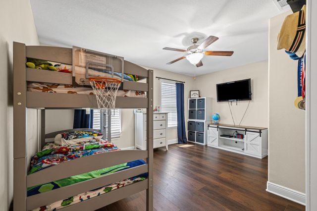 5325 Woodlake Trace, Gulf Breeze, FL 32563