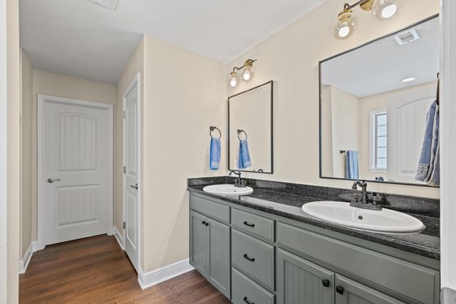 5325 Woodlake Trace, Gulf Breeze, FL 32563