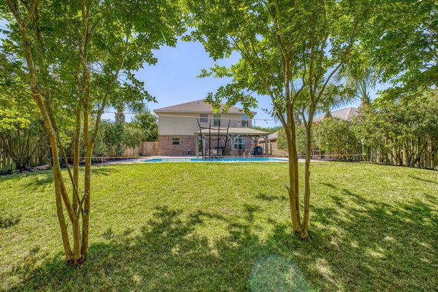 5325 Woodlake Trace, Gulf Breeze, FL 32563
