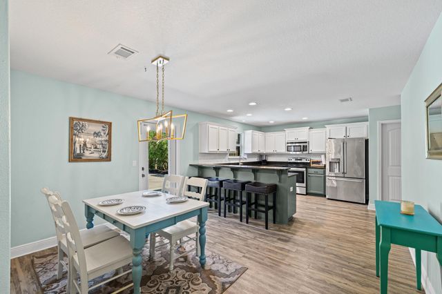 5325 Woodlake Trace, Gulf Breeze, FL 32563