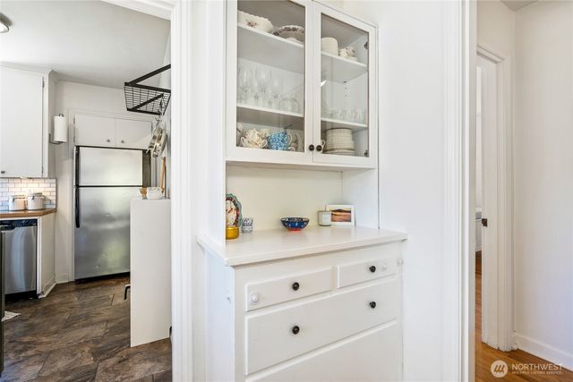 8526 17th Avenue NE, Seattle, WA 98115