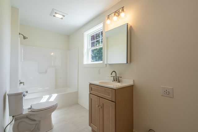 56 Shaw Road, Barnstead, NH 03218