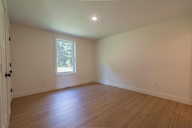 56 Shaw Road, Barnstead, NH 03218