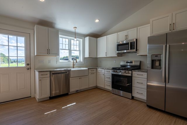56 Shaw Road, Barnstead, NH 03218