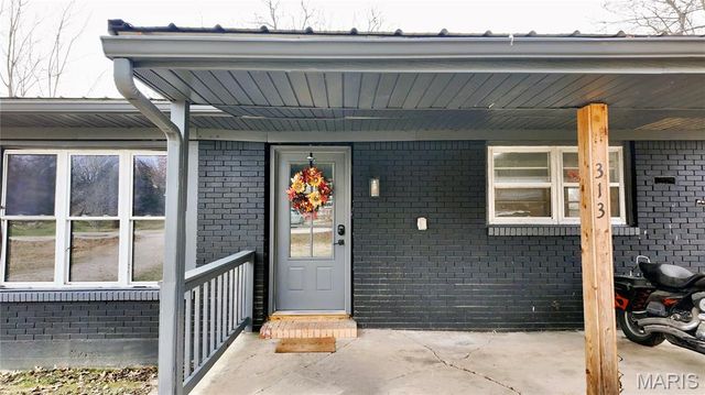 313 Keeth Road, Crocker, MO 65452