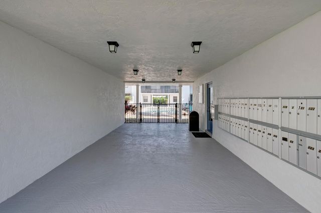 825 NW 13th Street 223, Boca Raton, FL 33486