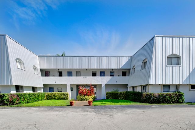 825 NW 13th Street 223, Boca Raton, FL 33486