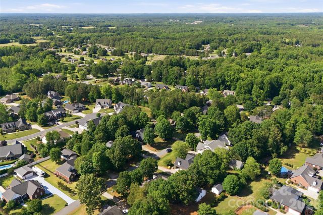 2925 Arbor Knoll, Concord, NC 28025