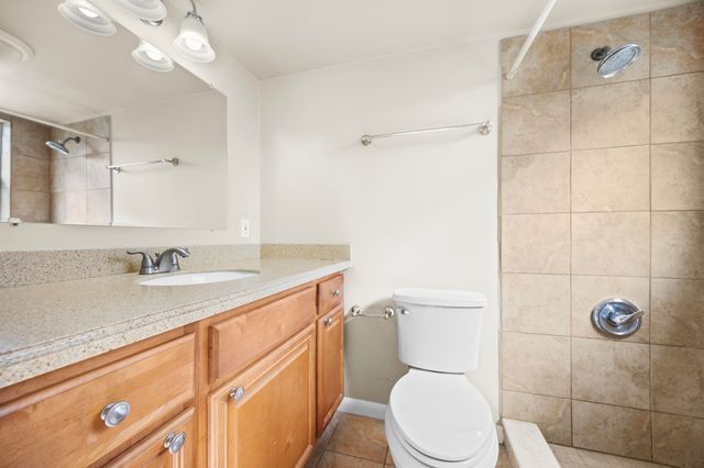 35 Sussex B, West Palm Beach, FL 33417