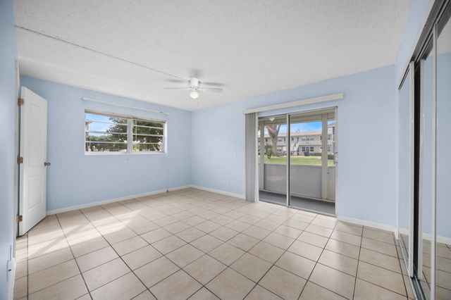 35 Sussex B, West Palm Beach, FL 33417