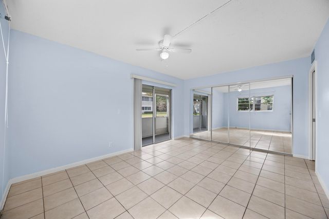 35 Sussex B, West Palm Beach, FL 33417