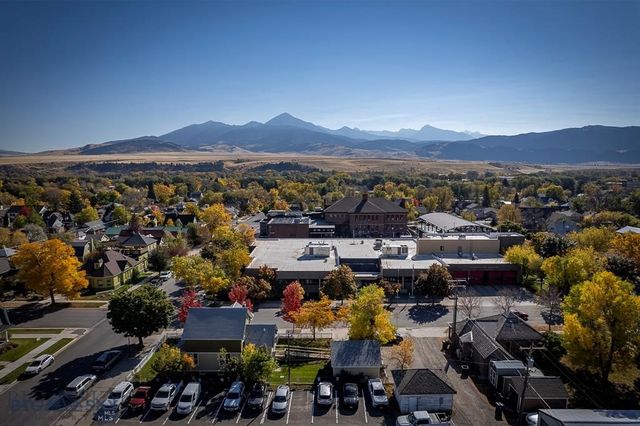 101 N E Street, Livingston, MT 59047
