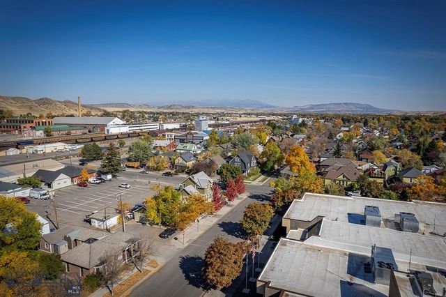 101 N E Street, Livingston, MT 59047