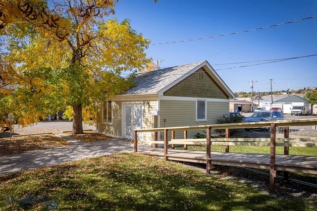 101 N E Street, Livingston, MT 59047