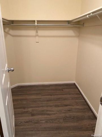 2605 Greenstone Boulevard 210, Auburn Hills, MI 48326