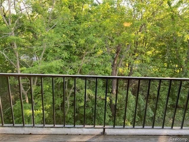 2605 Greenstone Boulevard 210, Auburn Hills, MI 48326