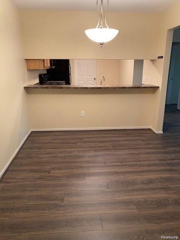 2605 Greenstone Boulevard 210, Auburn Hills, MI 48326