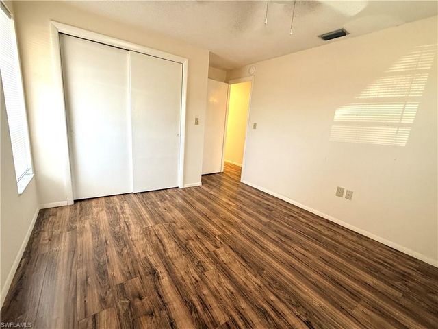 1501 SE 32nd ST, Cape Coral, FL 33904