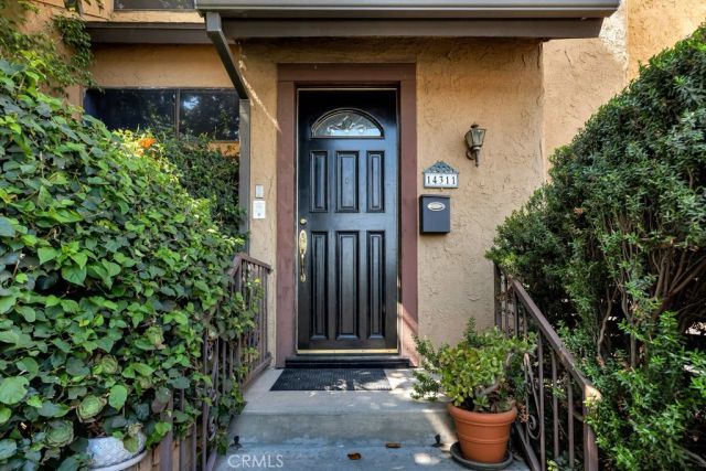 14311 Hartsook Street, Sherman Oaks, CA 91423