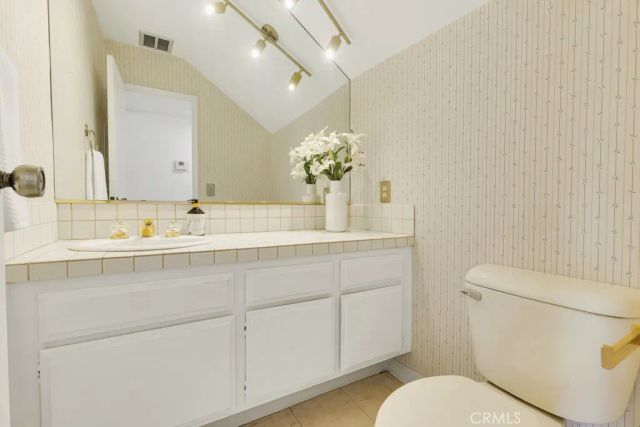 14311 Hartsook Street, Sherman Oaks, CA 91423