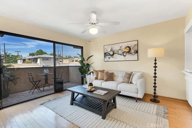 14311 Hartsook Street, Sherman Oaks, CA 91423